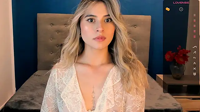 KiaraCarter online show from 12-10-24, 07:43