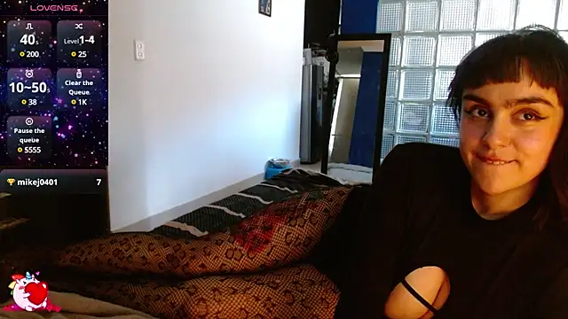 Snapshot of collette_beaufoy_ chatting on 12-04-24, 06:06 collette beaufoy online show from 12-04-24, 06:06