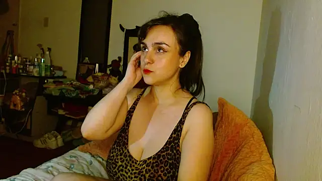 Snapshot of collette_beaufoy_ chatting on 09-28-25, 10:26 collette beaufoy online show from 09-28-25, 10:26