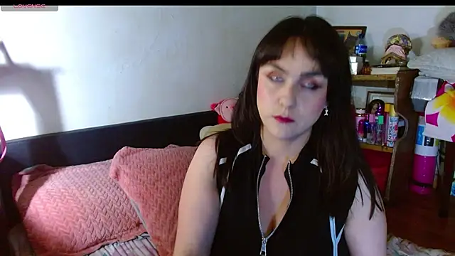 collette beaufoy  online show from 04-09-26, 04:34