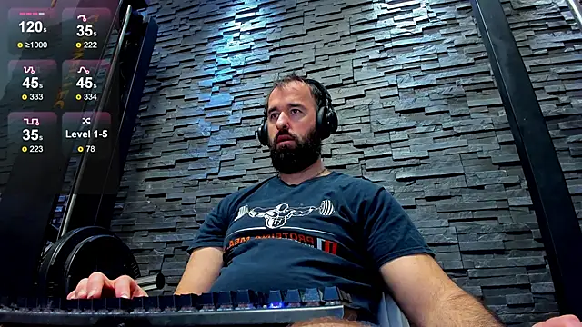 Snapshot of David_Big_Daddy chatting on 02-24-25, 04:36 David Big Daddy online show from 02-24-25, 04:36