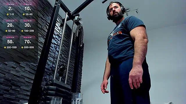 Snapshot of David_Big_Daddy chatting on 02-25-25, 09:02 David Big Daddy online show from 02-25-25, 09:02