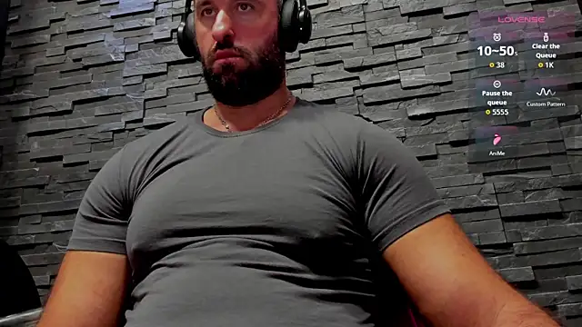 Snapshot of David_Big_Daddy chatting on 09-11-25, 08:20 David Big Daddy online show from 09-11-25, 08:20