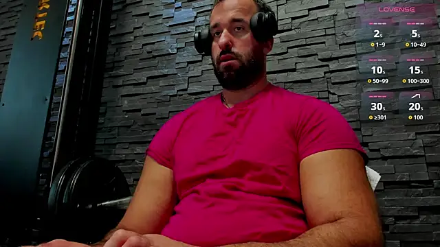 Snapshot of David_Big_Daddy chatting on 09-21-25, 04:19 David Big Daddy online show from 09-21-25, 04:19