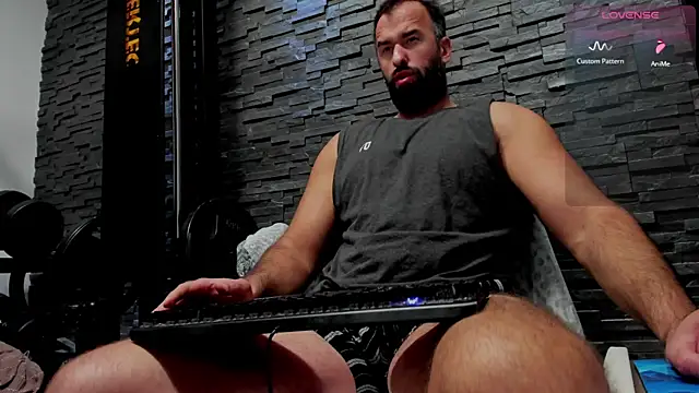 Snapshot of David_Big_Daddy chatting on 10-06-25, 05:32 David Big Daddy online show from 10-06-25, 05:32