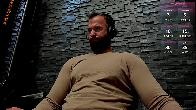 Snapshot of David_Big_Daddy chatting on 10-08-25, 10:29 David Big Daddy online show from 10-08-25, 10:29