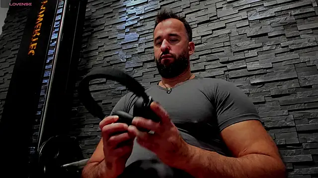 Snapshot of David_Big_Daddy chatting on 10-12-25, 06:51 David Big Daddy online show from 10-12-25, 06:51