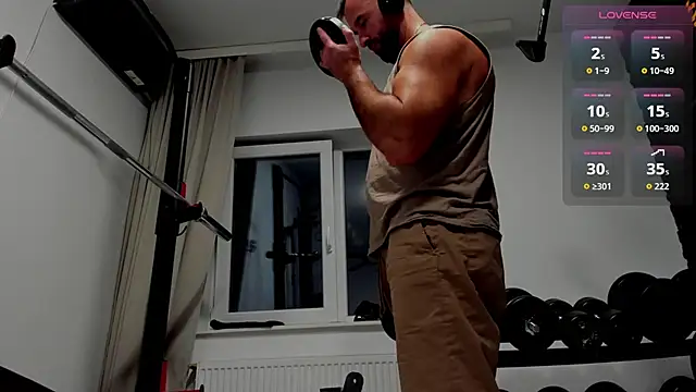 Snapshot of David_Big_Daddy chatting on 10-13-25, 10:32 David Big Daddy online show from 10-13-25, 10:32