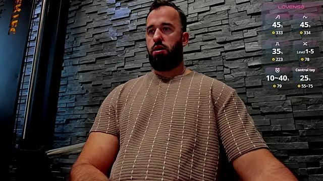 Snapshot of David_Big_Daddy chatting on 10-22-25, 09:42 David Big Daddy online show from 10-22-25, 09:42