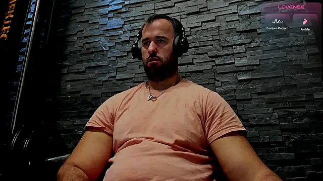 Snapshot of David_Big_Daddy chatting on 11-08-25, 08:40 David Big Daddy online show from 11-08-25, 08:40