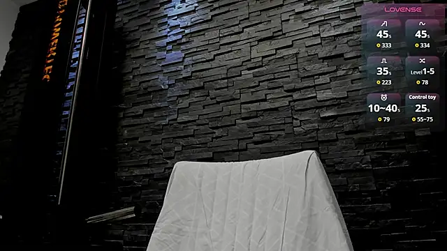 Snapshot of David_Big_Daddy chatting on 11-20-25, 07:35 David Big Daddy online show from 11-20-25, 07:35