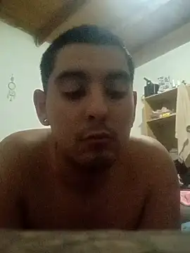 Snapshot of lil_burger chatting on 09-13-25, 02:22 lil burger online show from 09-13-25, 02:22