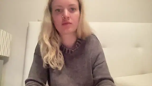 Snapshot of mariemelissah chatting on 02-19-25, 04:00 mariemelissah online show from 02-19-25, 04:00