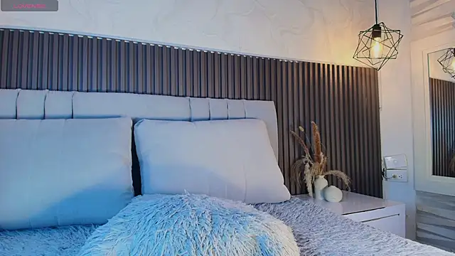 SHANONCLARK online show from 03-20-26, 07:08