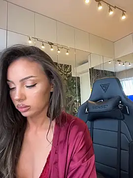 MileySin1111 online show from 04-04-26, 10:02