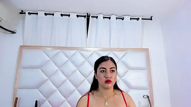 Snapshot of brittany069 chatting on 01-14-25, 06:49 brittany069 online show from 01-14-25, 06:49