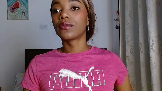 Snapshot of bhritany_brow chatting on 09-24-25, 07:28 bhritany brow online show from 09-24-25, 07:28