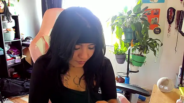 annie walker6 online show from 02-18-26, 07:54