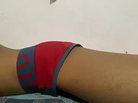 Snapshot of CALVINXXX chatting on 02-09-25, 11:14 CALVINXXX online show from 02-09-25, 11:14