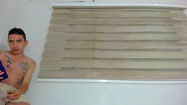 enjoy hotparty online show from 01-18-26, 01:48