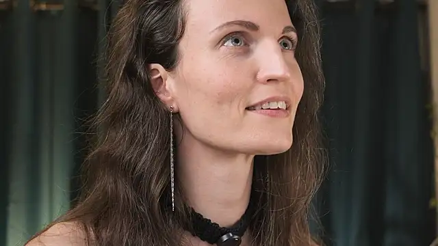 yulladao online show from 04-18-26, 04:11