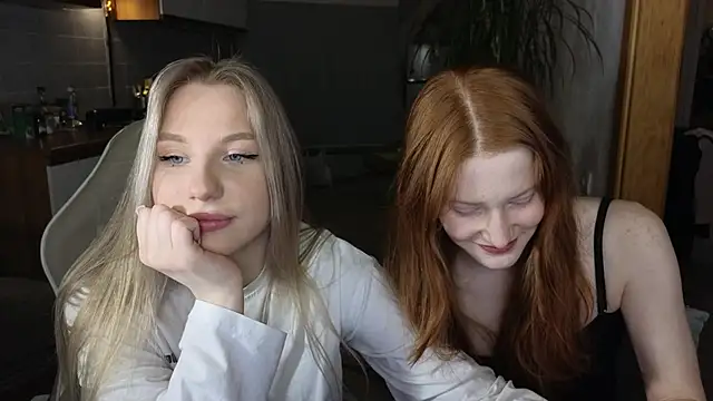 Snapshot of MiaKeler chatting on 03-05-25, 05:50 MiaKeler online show from 03-05-25, 05:50