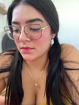 Lia flowers online show from 01-26-25, 08:56