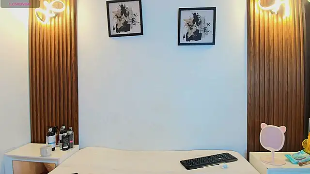SofiaSweet  online show from 05-08-26, 09:58