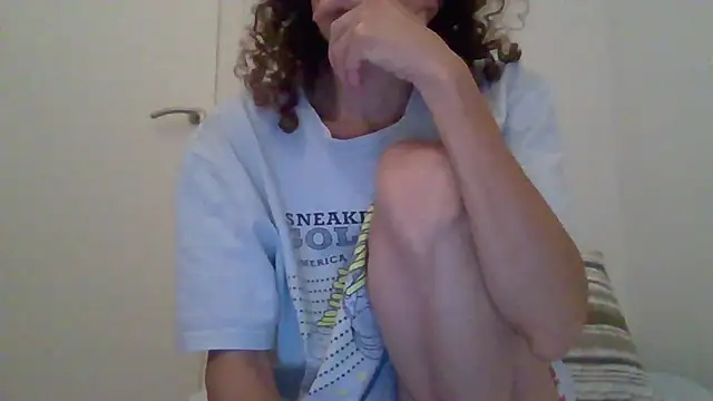 zorritasuperhot online show from 09-08-25, 09:25