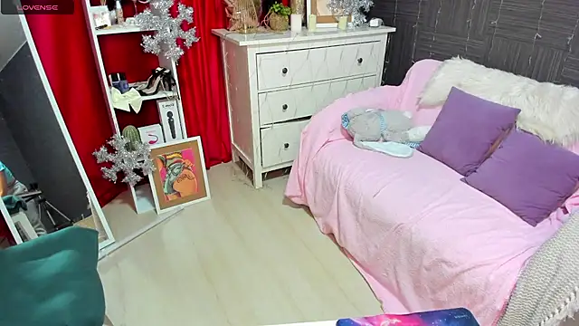 Snapshot of Queen_baby chatting on 12-07-24, 11:07 Queen baby online show from 12-07-24, 11:07