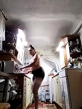 lindaledi2 online show from 02-13-25, 04:28