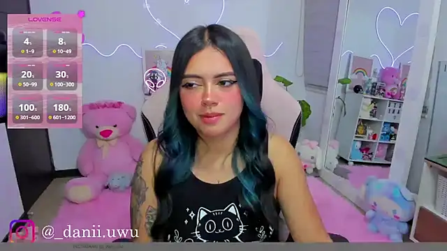 CuteDani  online show from 03-16-26, 04:07