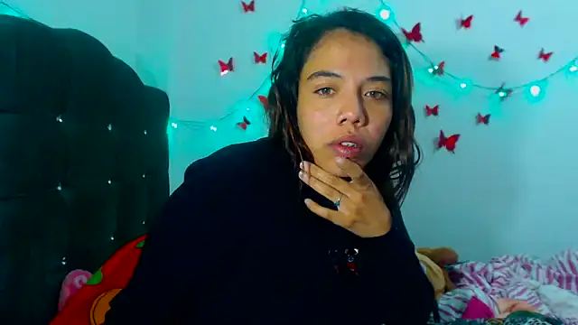 Snapshot of AmaraRoberts420 chatting on 12-16-24, 12:59 AmaraRoberts420 online show from 12-16-24, 12:59