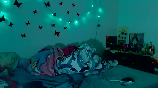 Snapshot of AmaraRoberts420 chatting on 12-18-24, 01:48 AmaraRoberts420 online show from 12-18-24, 01:48