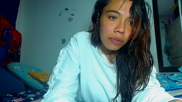 Snapshot of AmaraRoberts420 chatting on 12-19-24, 08:23 AmaraRoberts420 online show from 12-19-24, 08:23