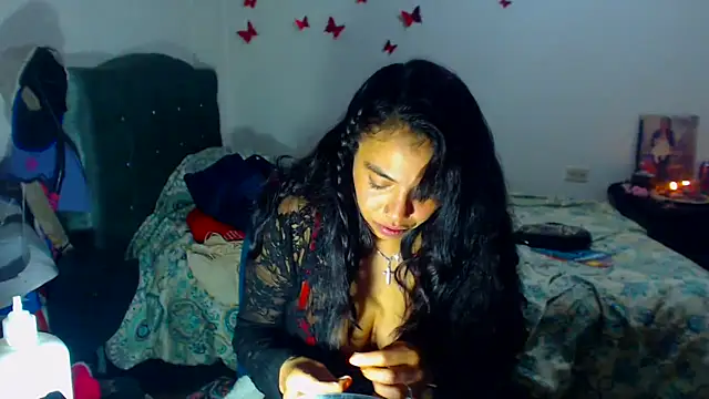 Snapshot of AmaraRoberts420 chatting on 10-10-25, 09:30 AmaraRoberts420 online show from 10-10-25, 09:30