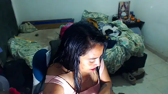 Snapshot of AmaraRoberts420 chatting on 10-25-25, 02:08 AmaraRoberts420 online show from 10-25-25, 02:08