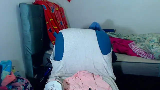 Snapshot of AmaraRoberts420 chatting on 12-14-25, 02:06 AmaraRoberts420 online show from 12-14-25, 02:06