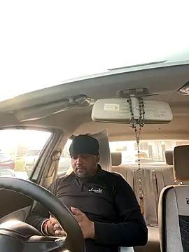 Dick 6inches online show from 11-12-25, 02:45