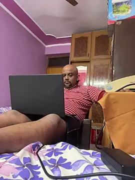 Snapshot of Dick_6inches chatting on 06-15-26, 09:00 Dick 6inches online show from 06-15-26, 09:00