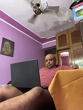 Snapshot of Dick_6inches chatting on 06-20-26, 10:51 Dick 6inches online show from 06-20-26, 10:51