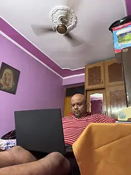 Snapshot of Dick_6inches chatting on 06-21-26, 08:00 Dick 6inches online show from 06-21-26, 08:00