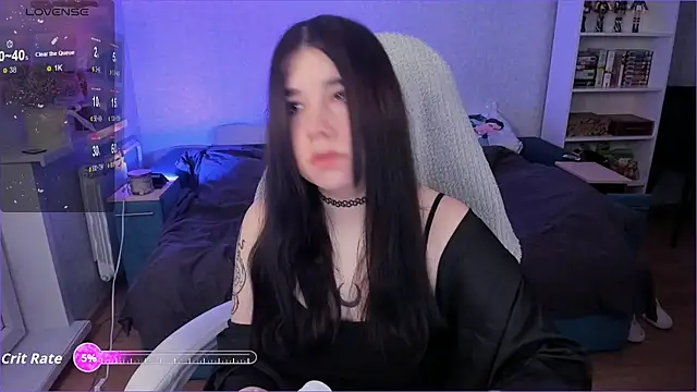 Snapshot of kellyharris chatting on 10-15-25, 02:28 kellyharris online show from 10-15-25, 02:28