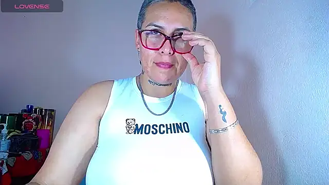 Yessi rousse online show from 12-26-24, 04:14