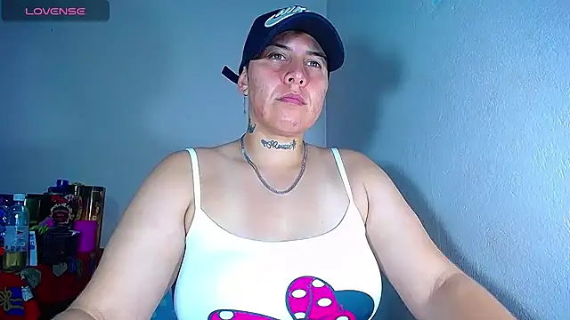 Yessi rousse online show from 12-27-24, 12:50