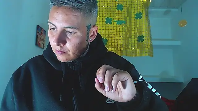 Yessi rousse online show from 03-18-25, 03:53