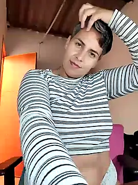 Yessi rousse online show from 04-18-26, 03:27