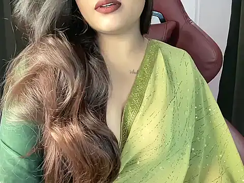 Snapshot of shanayaaa_1 chatting on 06-30-26, 07:15 shanayaaa 1 online show from 06-30-26, 07:15