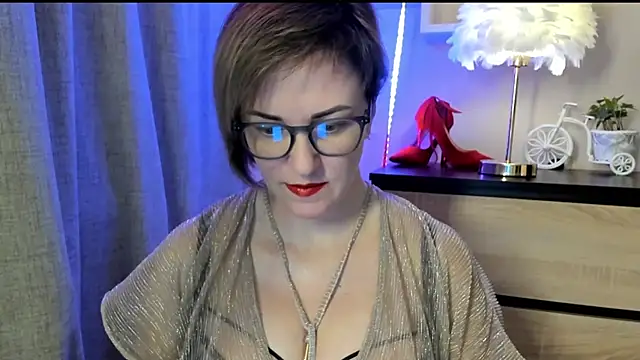 feliziaDesire online show from 10-05-25, 08:12