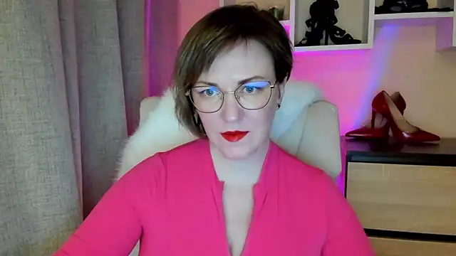 Snapshot of feliziaDesire chatting on 02-27-26, 12:49 feliziaDesire online show from 02-27-26, 12:49